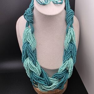 Turquoise Seedbead Beaded Necklace (1573)